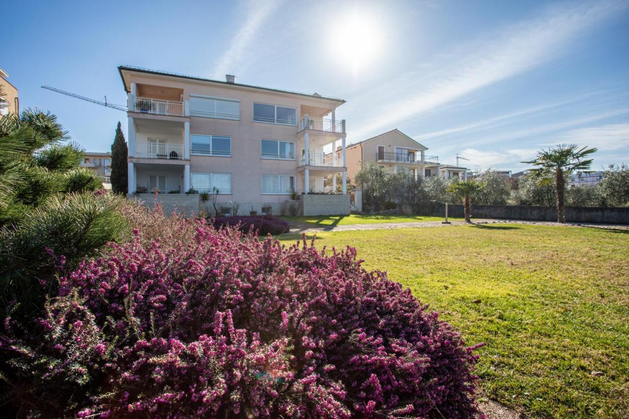 Apartment Tereza Malinska Exterior foto